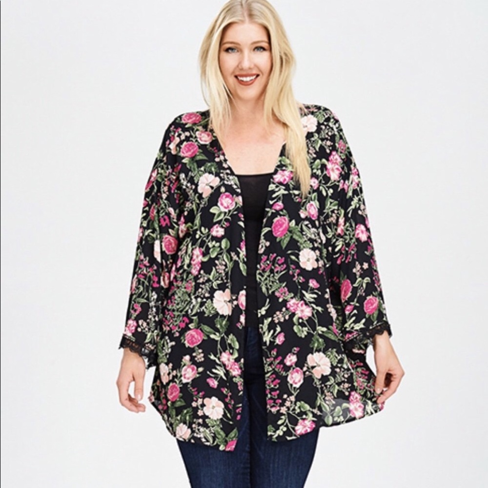 One left!! Plus Size Floral Kimono